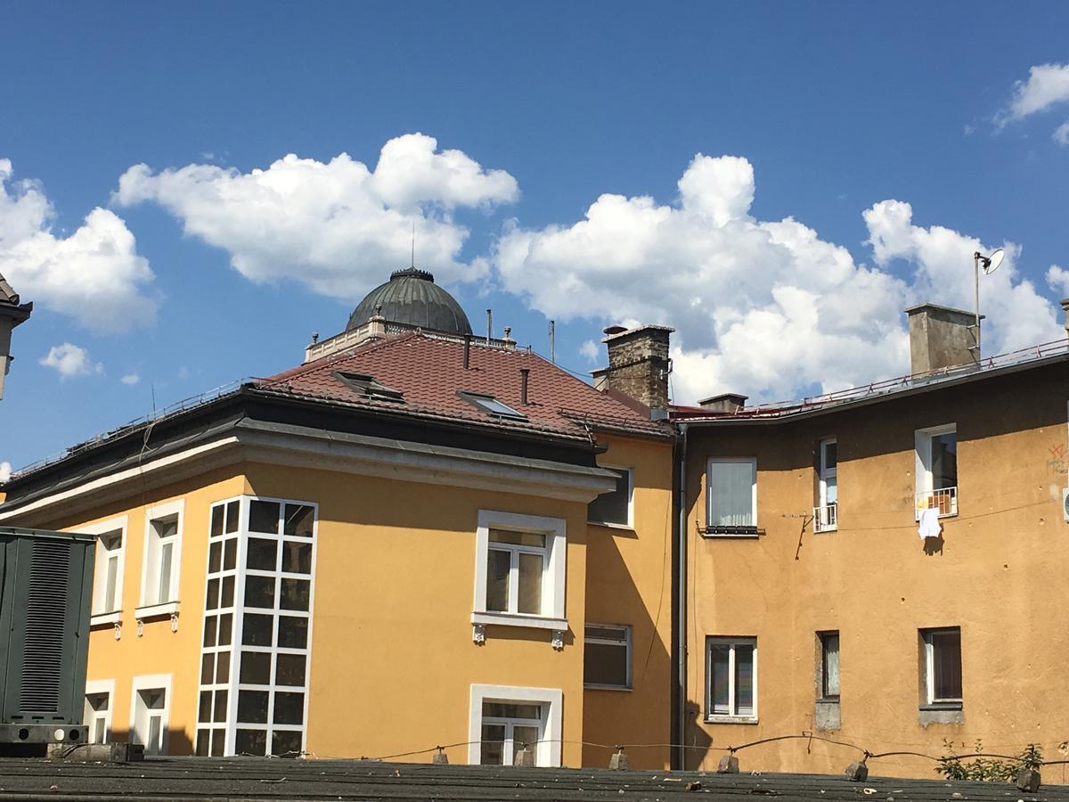 Art In Paradise Apartments Сараево Экстерьер фото